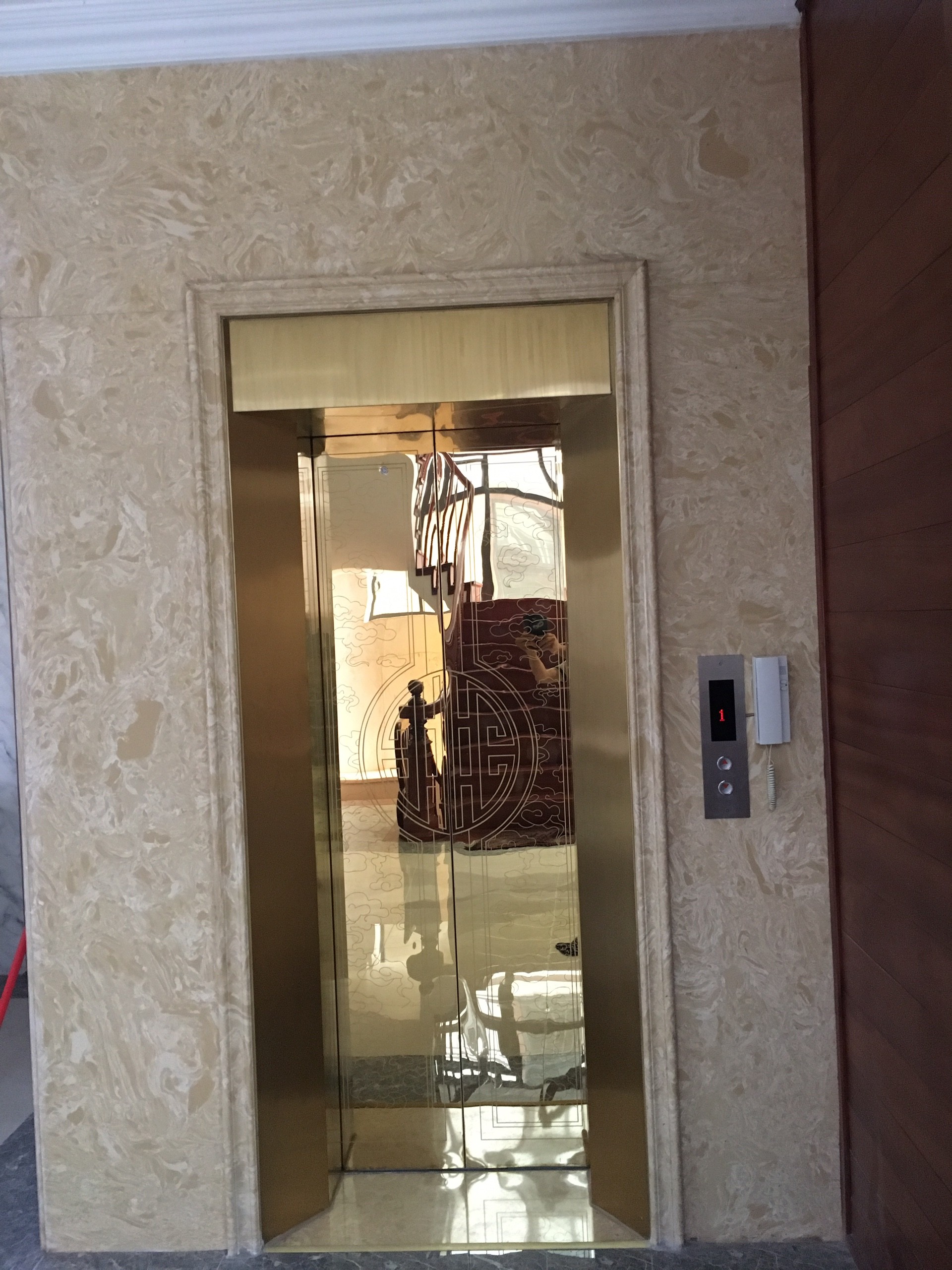 MILANO Elevator Gợi Ý Các Mẫu Thang Máy Phù Hợp Với Nhà Cải Tạo Hà Nội